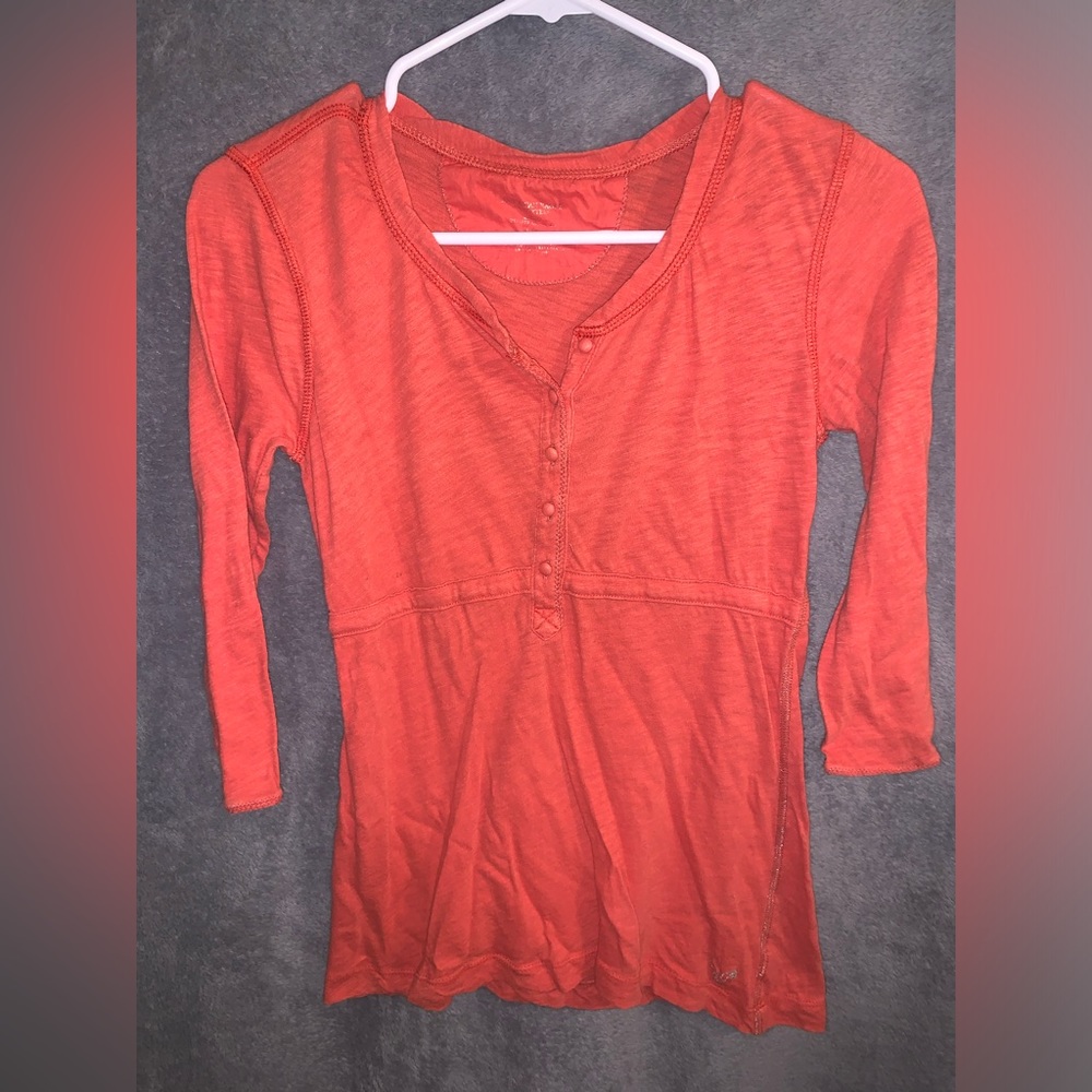 American Eagle Outfitters orange half sleeve shirt size small